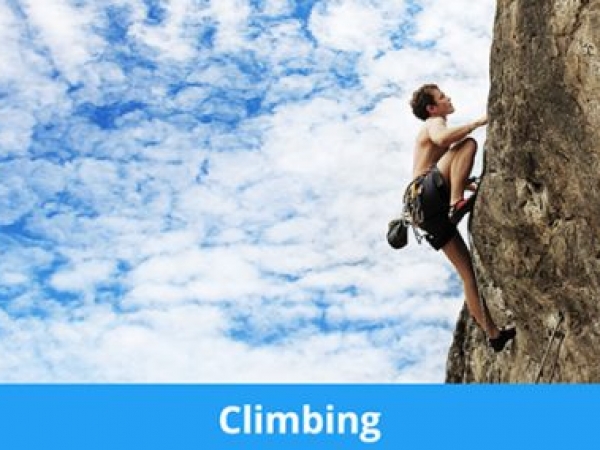 climbingC5B35321-7BF0-6DD1-6B37-CB303198C181.jpg